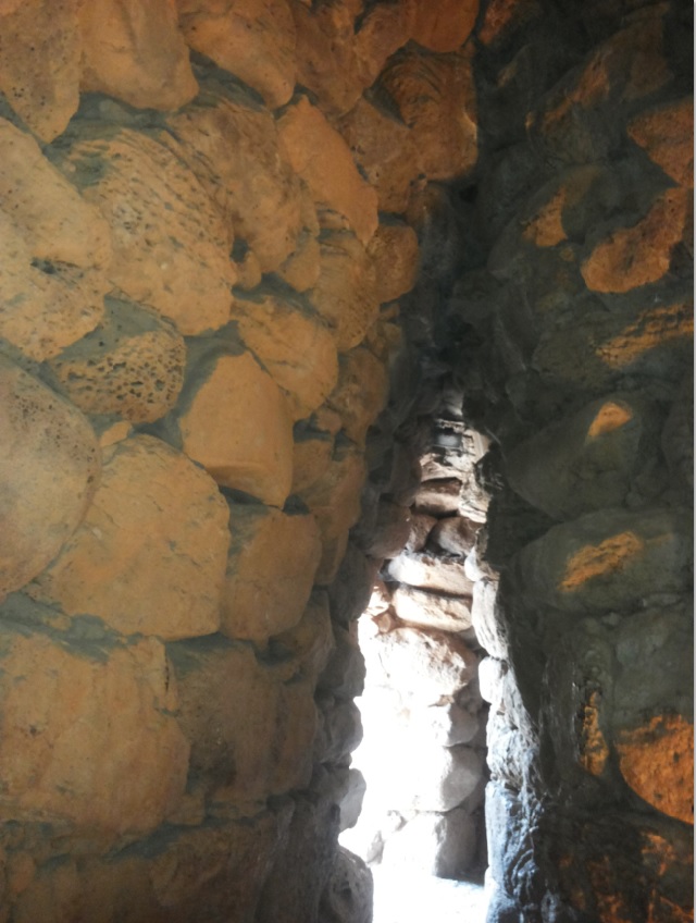Nuraghe Losa - Cunicolo interno