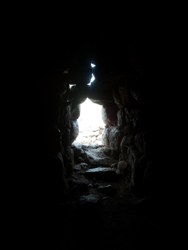 Nuraghe Losa - Cunicolo