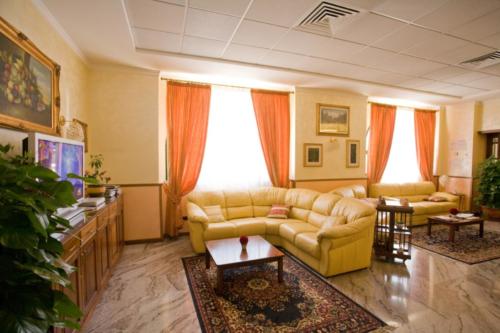 VilladelleRose - Portineria (1)